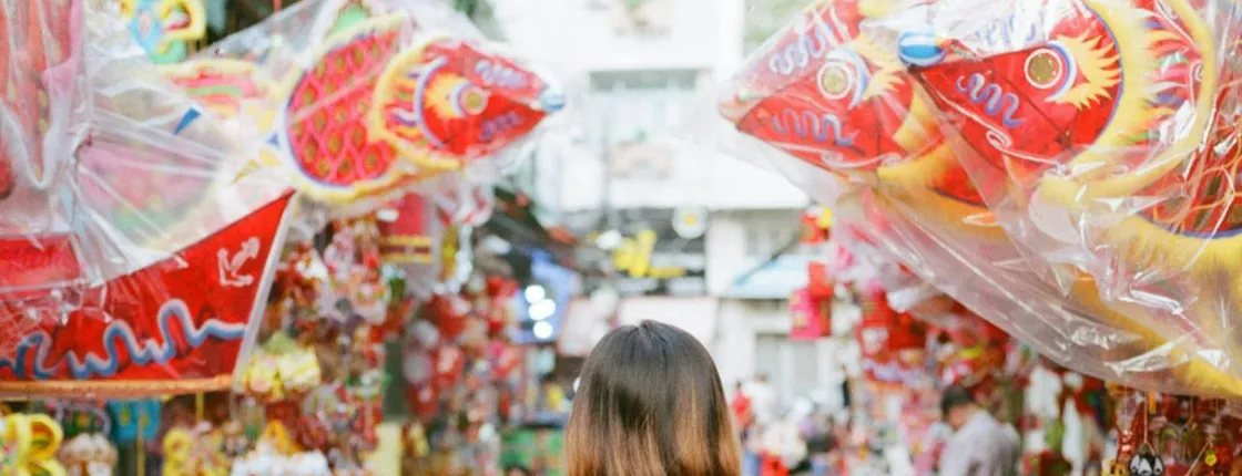 Saigon markets and streets seasonal walking tour