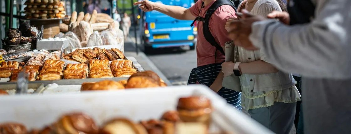 London Walking Tour With Food Tasting