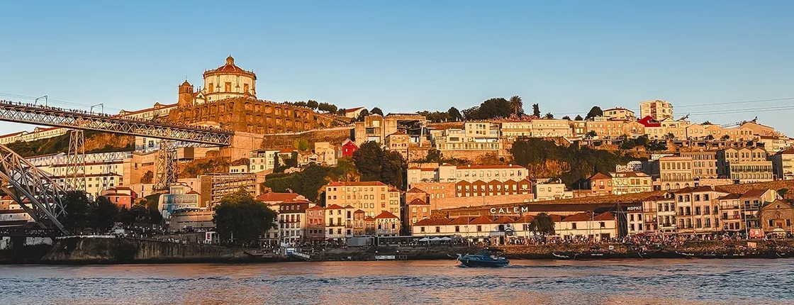 Sunset cruise in Porto
