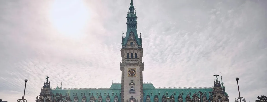 Hamburg hop-on hop-off bus tour
