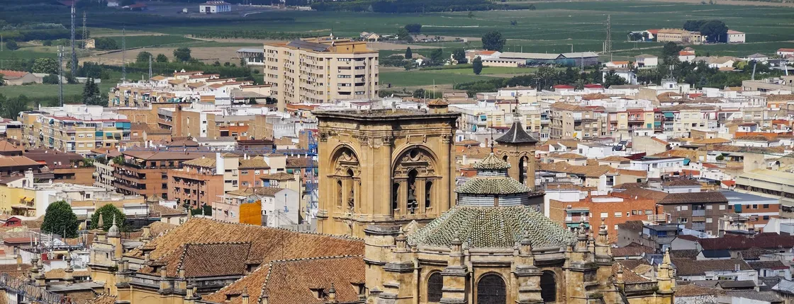 Cathedral, Royal Chapel, and Madrasah tour in Granada
