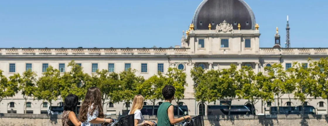 3-hour city highlights bike tour in Lyon