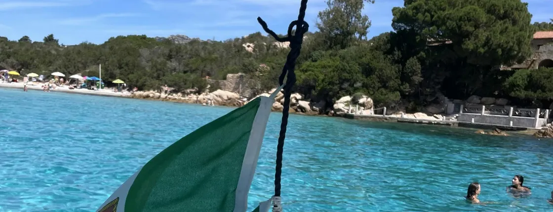 Authentic Sardinian gozzo boat tour in Costa Smeralda with aperitif