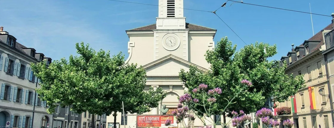Self-guided exploration of Geneva's Carouge district