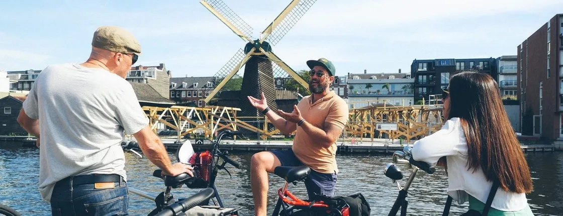 Amsterdam guided city bike tour