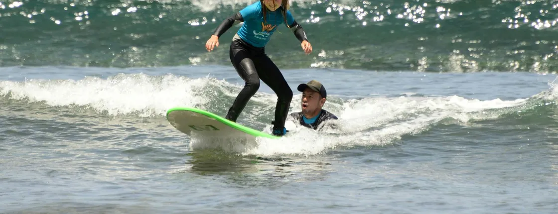Two-hour private surf lesson for two people