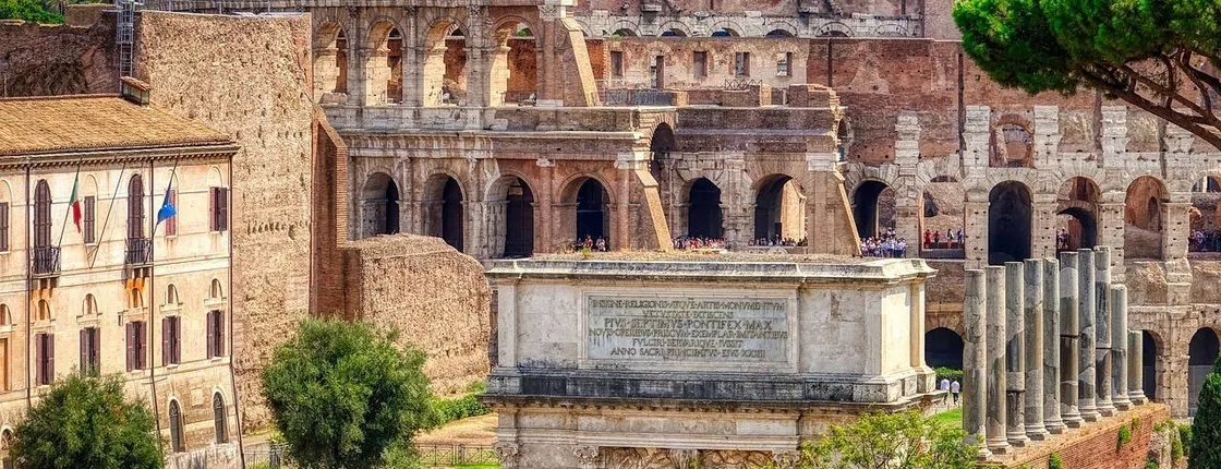 Colosseum and Roman Forum treasure hunt tour for Kids