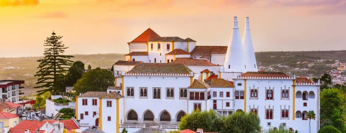 Sintra, Cascais and Estoril guided tour from Lisbon