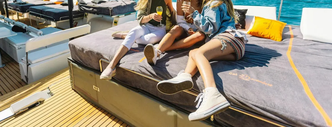 Cambrils sunset catamaran cruise with drinks and live music