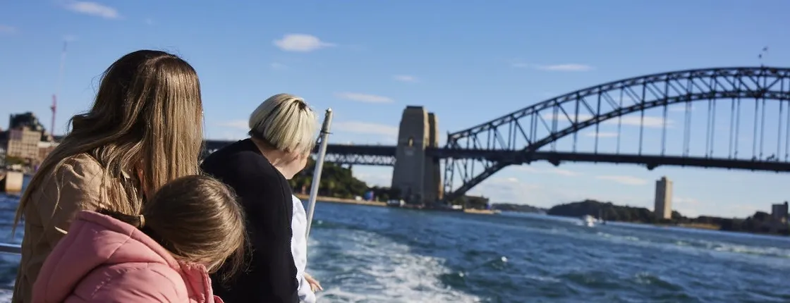 Sydney harbor sightseeing cruise