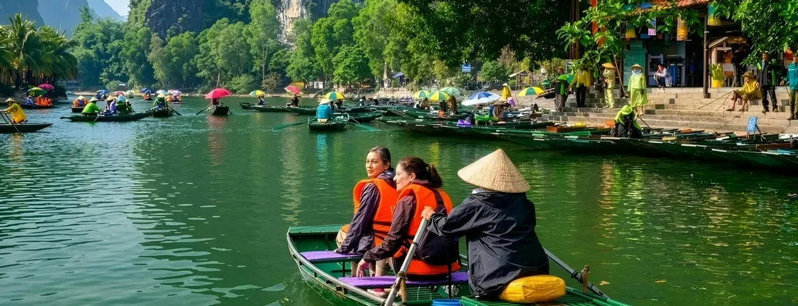 Ninh Bình afternoon tour from Hanoi with lantern boat and dinner