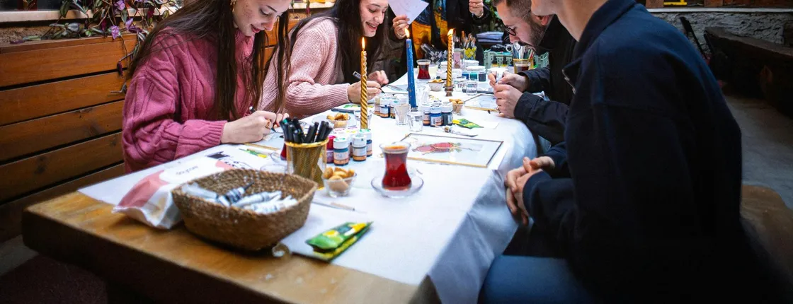 Traditional Stained Glass Painting Workshop in Istanbul
