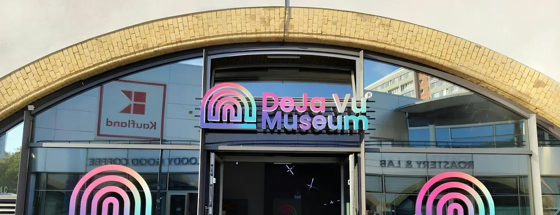 Berlin DeJa Vu Museum ticket and city walk audio tour