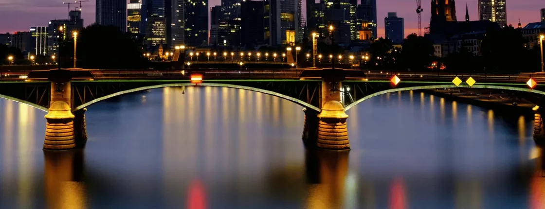 Lounge evening cruise in Frankfurt