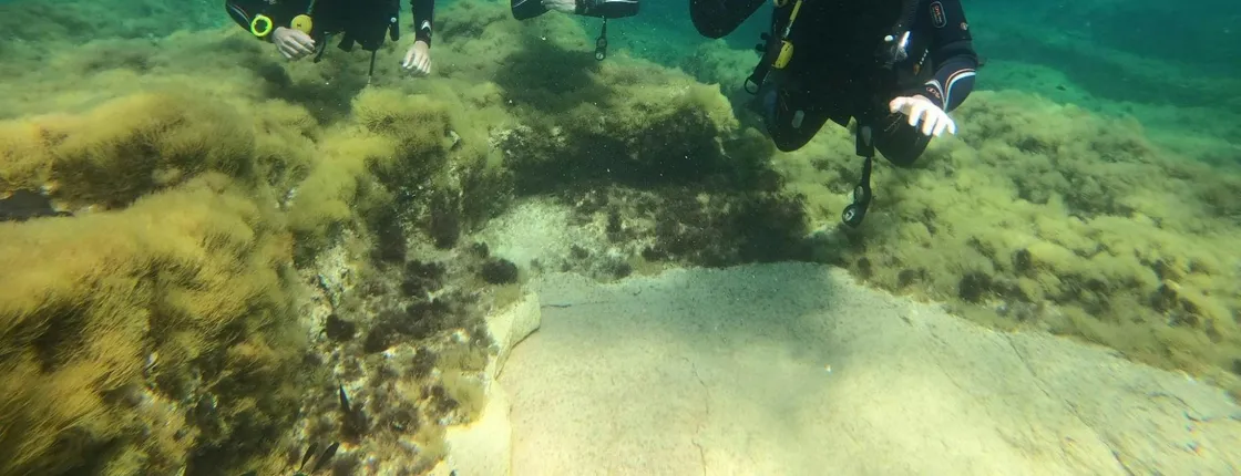 Beginner scuba diving experience in the Mediterranean Sea