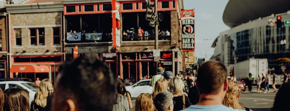 Downtown walking tour of Nashville