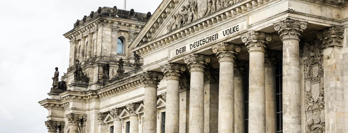 Kickstart private and personalized walking tour of Berlin