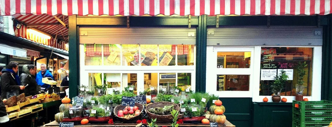 Vienna's Naschmarkt guided walking tour with tastings