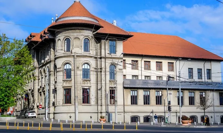 Bucharest's Armenian Quarter: City Exploration Game