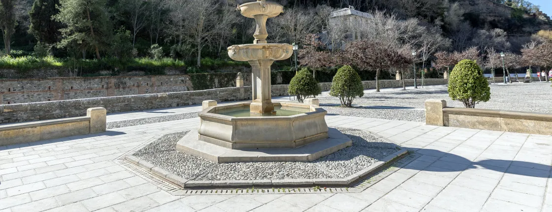 Guided tour of Albaicín and Sacromonte