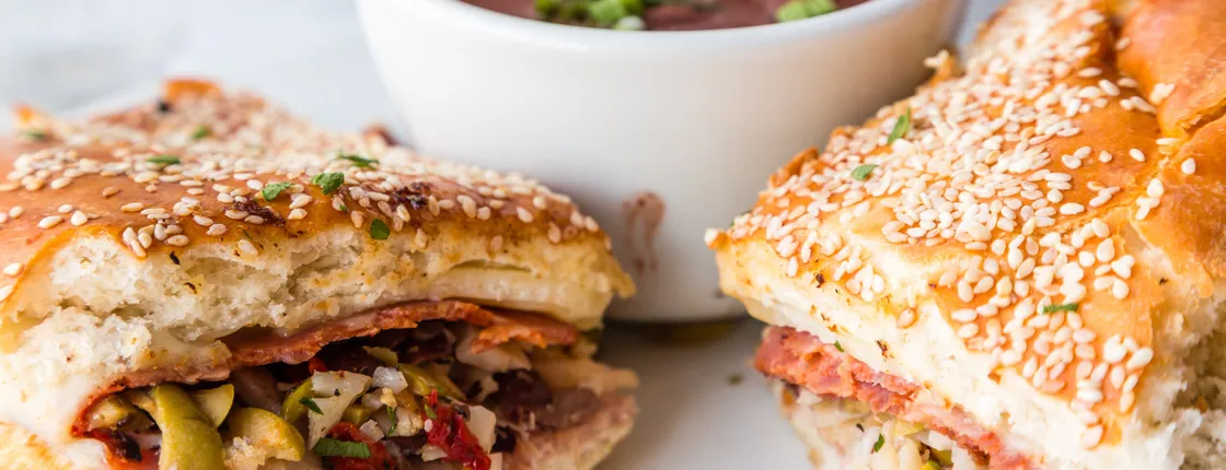Food tour of the French Quarter in New Orleans