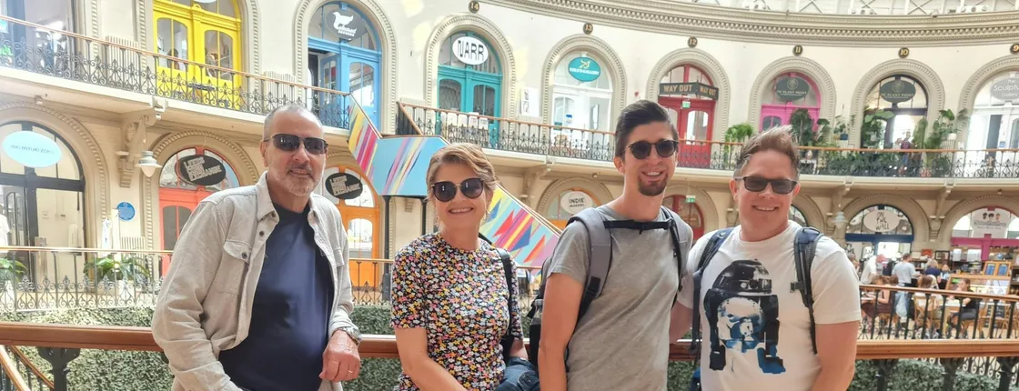 Private walking tour of Leeds