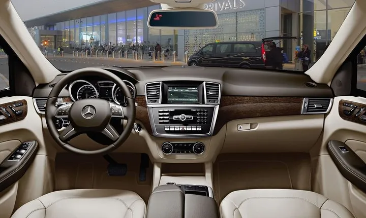 Private Transfer from Jabal Hafeet to Abu Dhabi Airport (AUH)