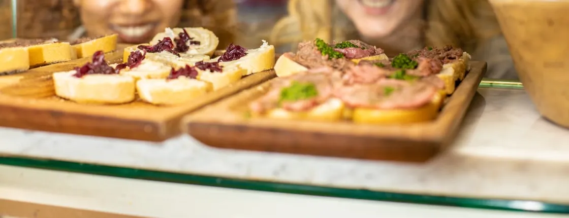 Florence food tour Sant'Ambrogio grocery market with a local chef