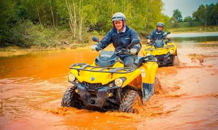 One hour quad ride between Nantes and La Baule