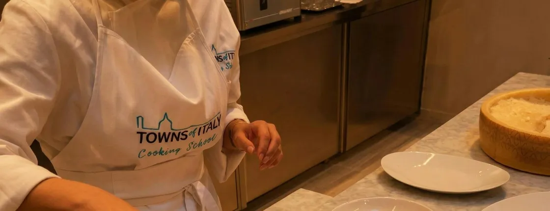 Rome live opera and show cooking dinner experience