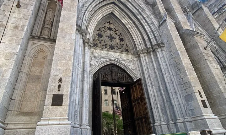 St Patrick's Cathedral Official Tour (group tours)