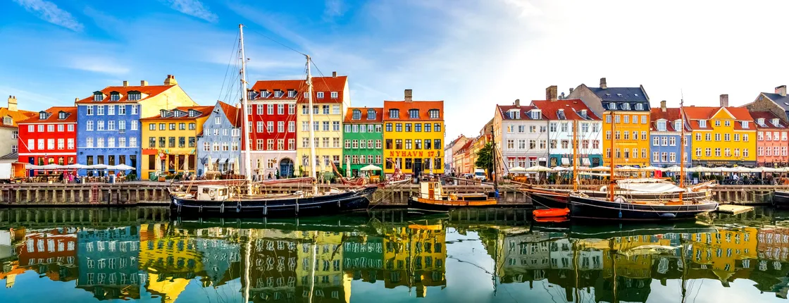 Self guided tour with interactive city game of Copenhagen