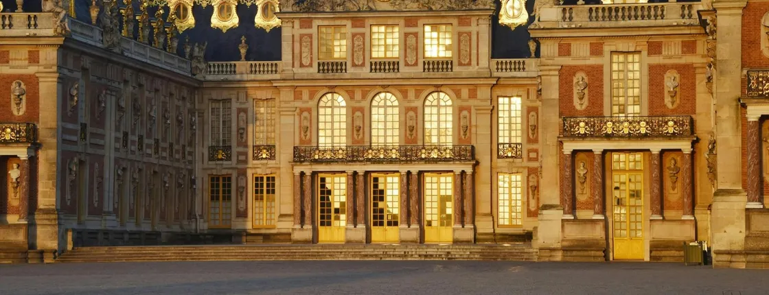 Versailles tour of the palace with gardens and trianon option