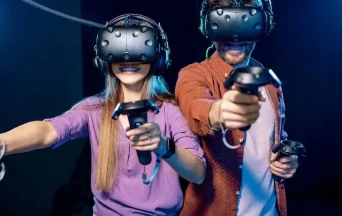 60-minute virtual reality game session