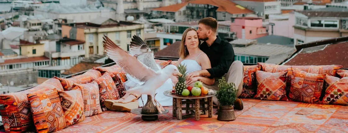 1-hour private photoshoot in Istanbul