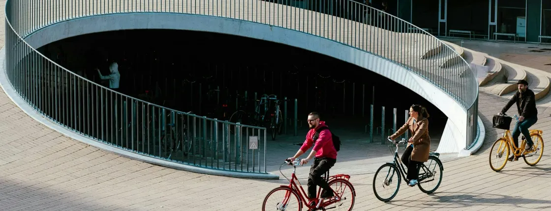 Copenhagen architecture and sustainability bike tour