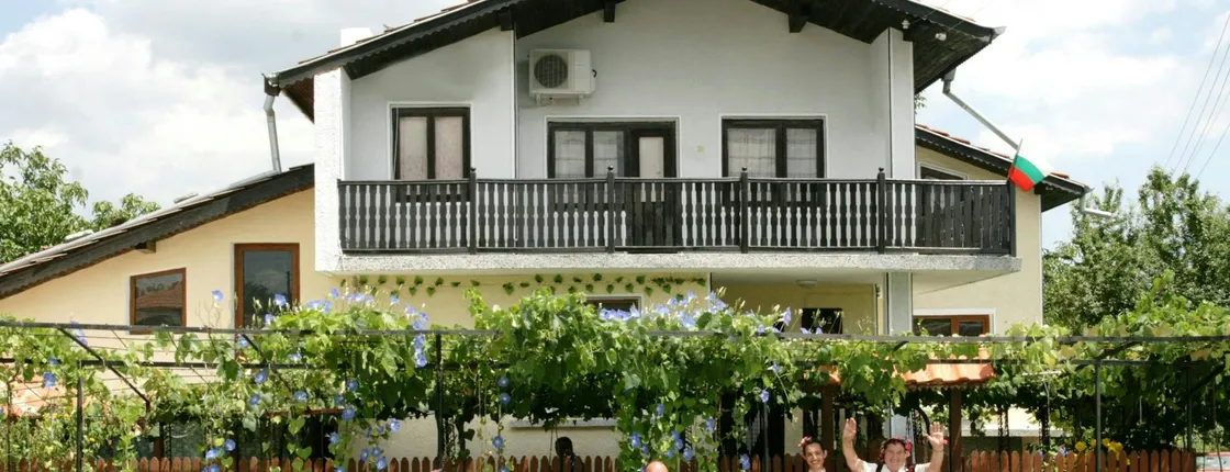 Bulgarian Heritage Tour with Byala, Boat Trip and Liqueur Tasting