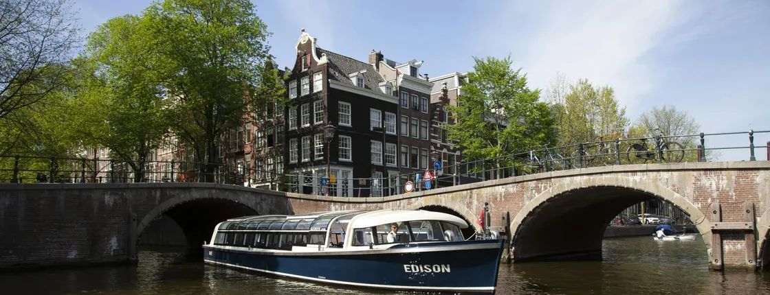Amsterdam City Canal Cruise from Hard Rock Cafè