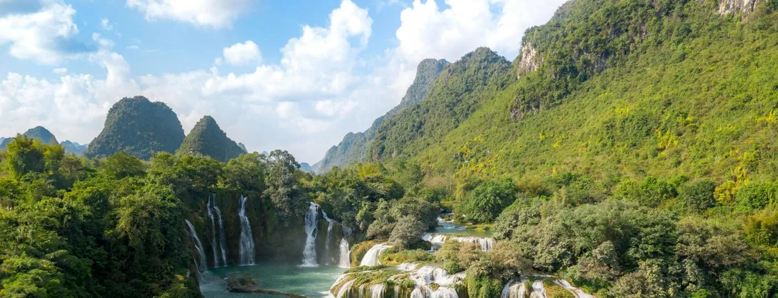 Northern Vietnam private car service with driver-guide