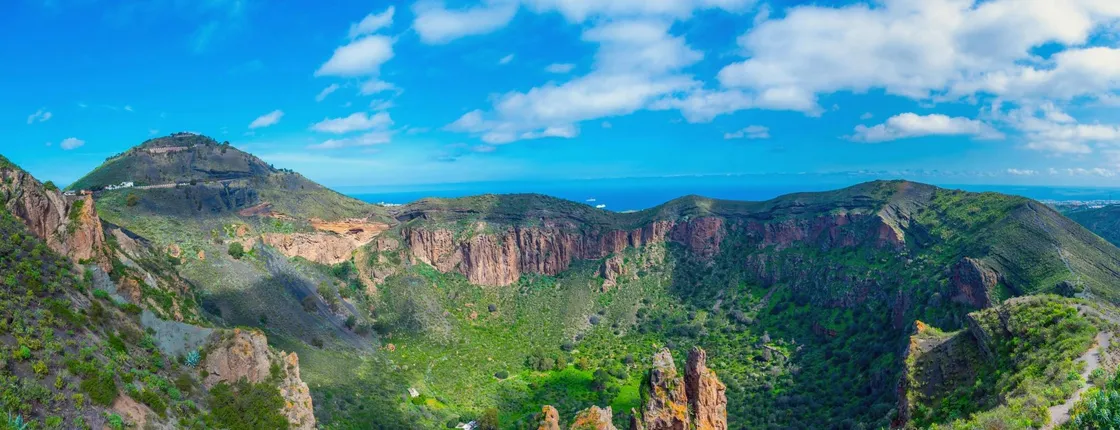 Private Gran Canaria tour with cave lunch and wine-tasting