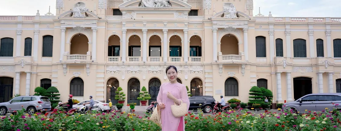 Áo Dài fitting and photoshoot tour in Ho Chi Minh City