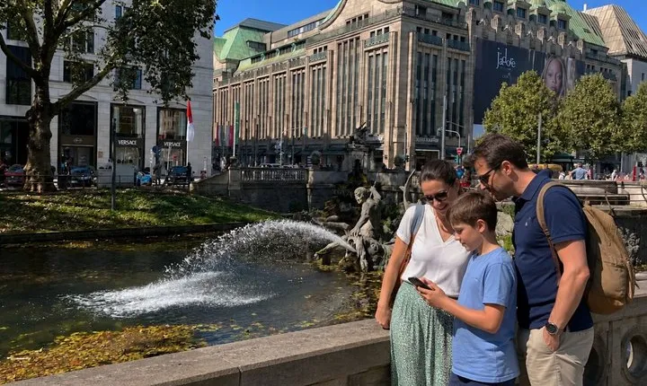Dusseldorf Scavenger Hunt & Highlights Self-Guided Walking Tour