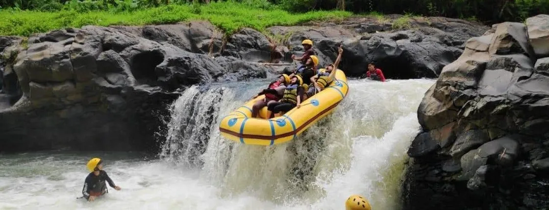 Rafting and City Tour with Lunch from Lombok