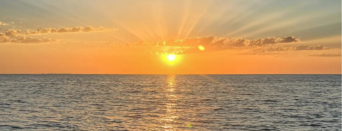 Cala Ratjada stand-up paddle sunrise tour