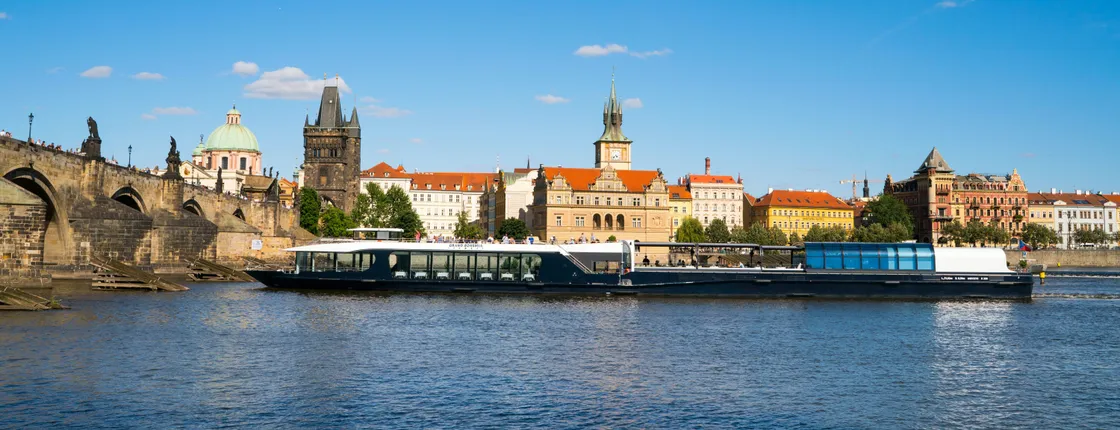 Lunch Cruise in Prague