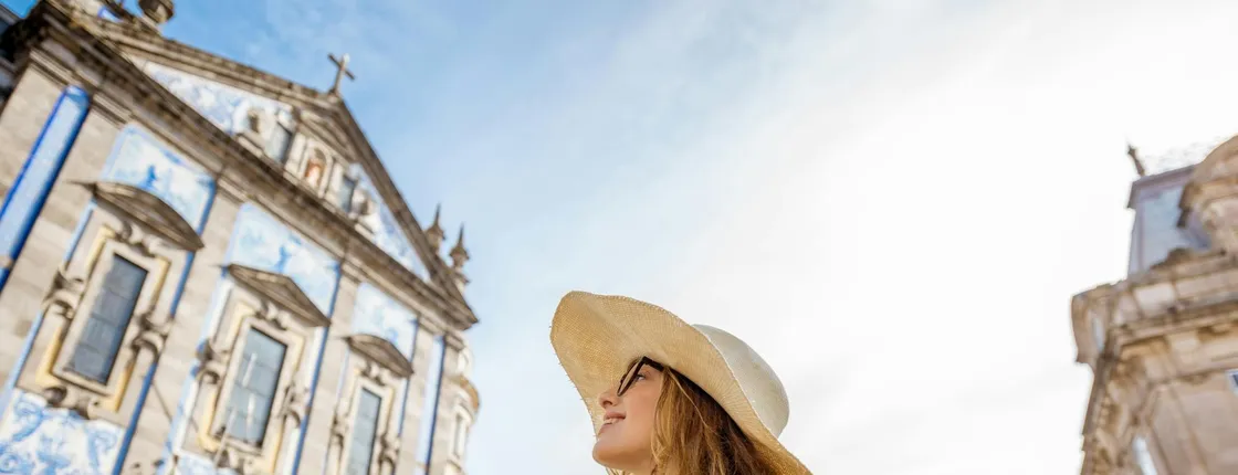 Porto, Nazaré and Óbidos Full Day Tour from Lisbon