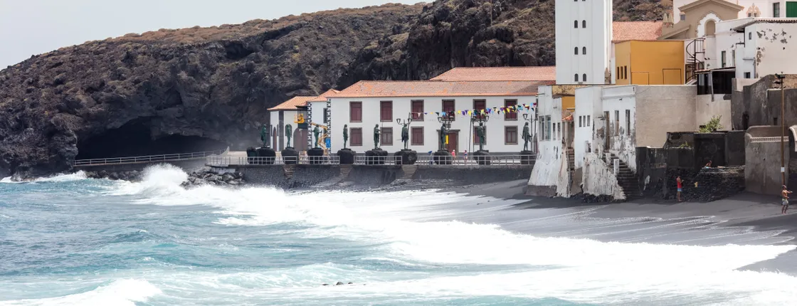 VIP La Laguna & Anaga Minivan Tour