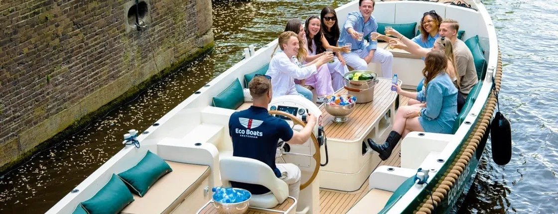 1 Hour-Long Amsterdam Canal Cruise