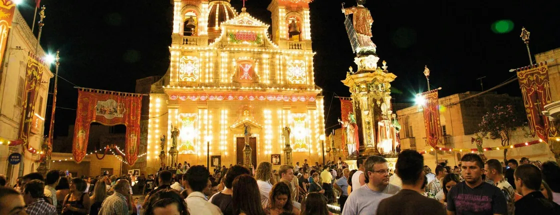 Transfer to Samos' White Night Celebrations