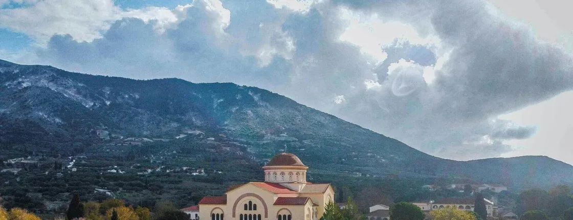 Kefalonia flavours tour with monastery visit and turtle spotting